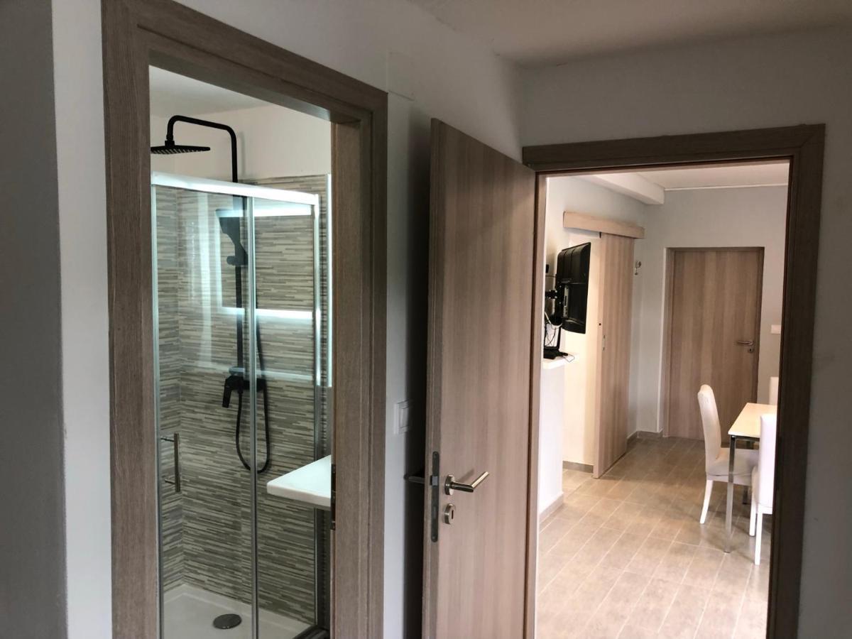 Garden apartment Palit Exterior foto